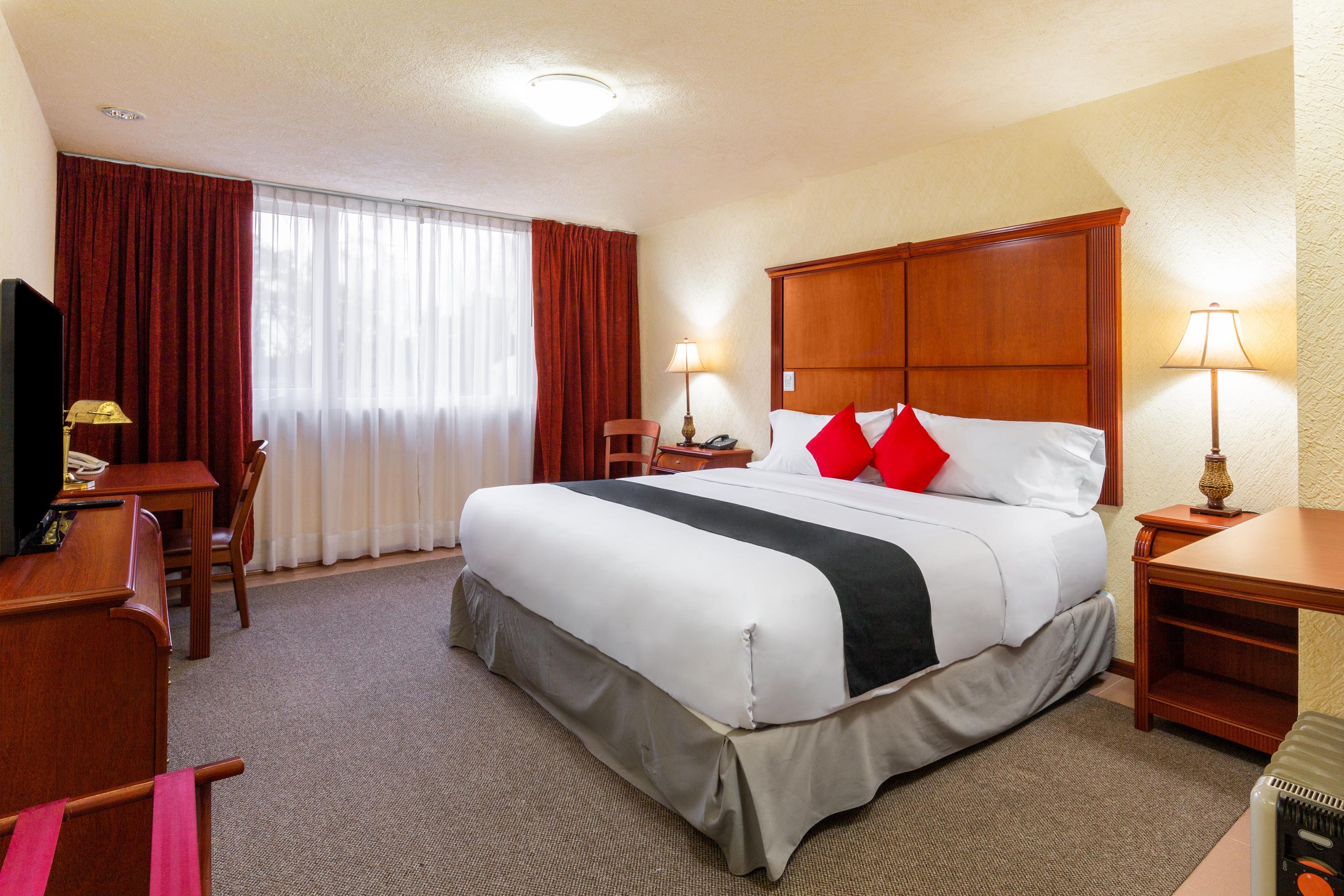 Howard Johnson By Wyndham Toluca Esterno foto