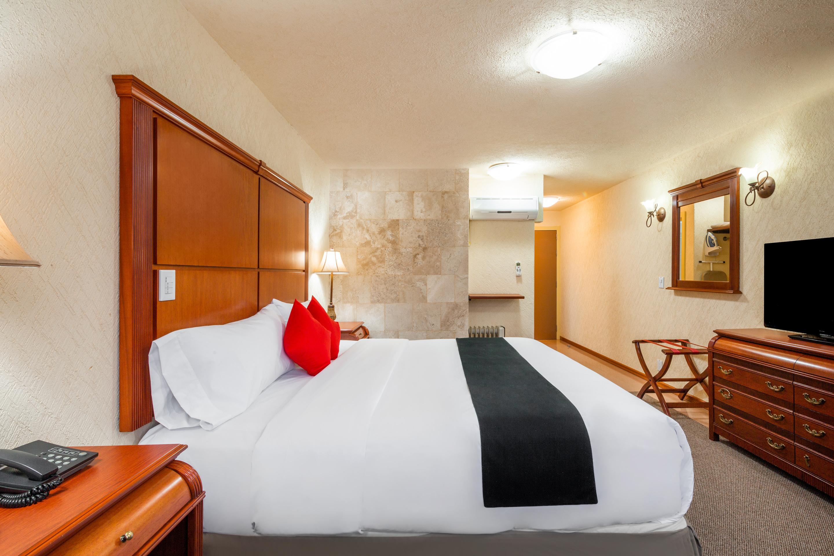 Howard Johnson By Wyndham Toluca Esterno foto