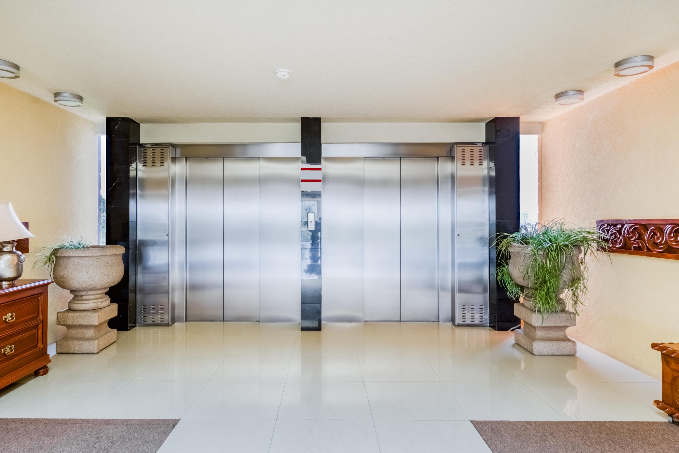 Howard Johnson By Wyndham Toluca Esterno foto