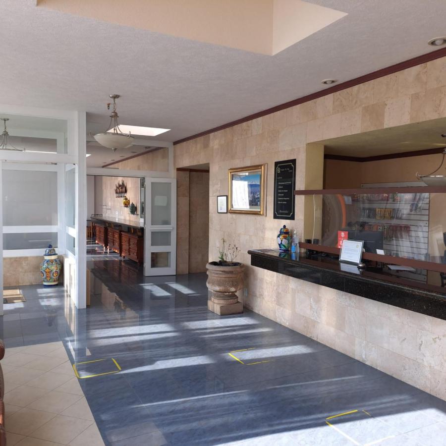 Howard Johnson By Wyndham Toluca Esterno foto