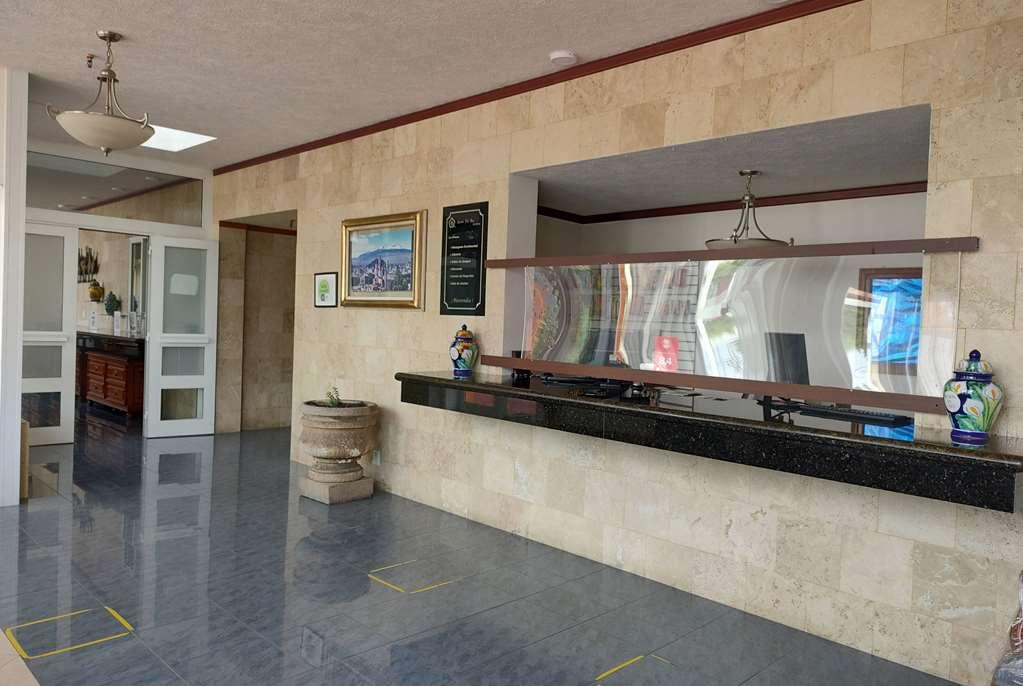 Howard Johnson By Wyndham Toluca Interno foto