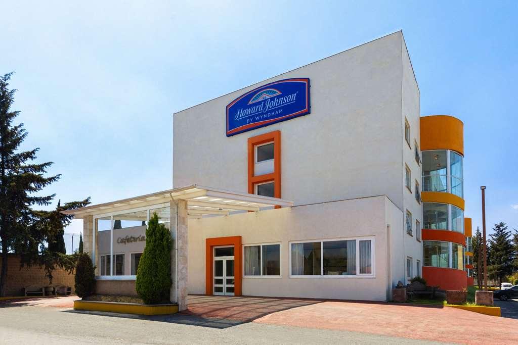Howard Johnson By Wyndham Toluca Esterno foto