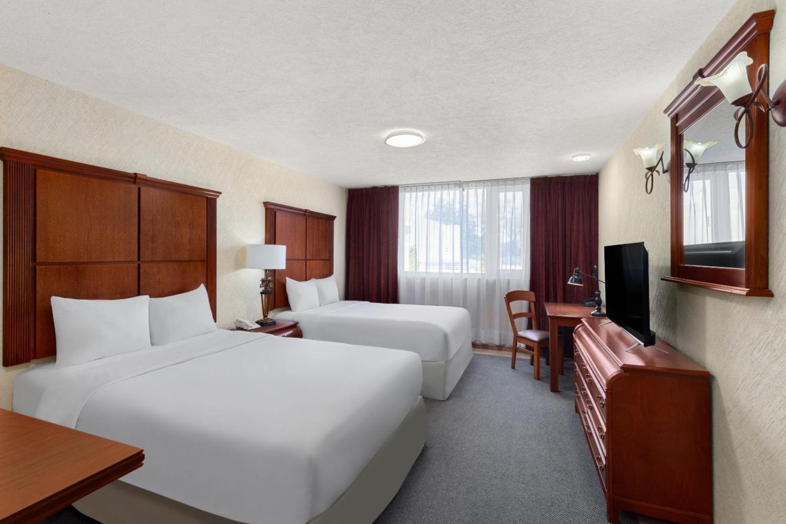 Howard Johnson By Wyndham Toluca Esterno foto